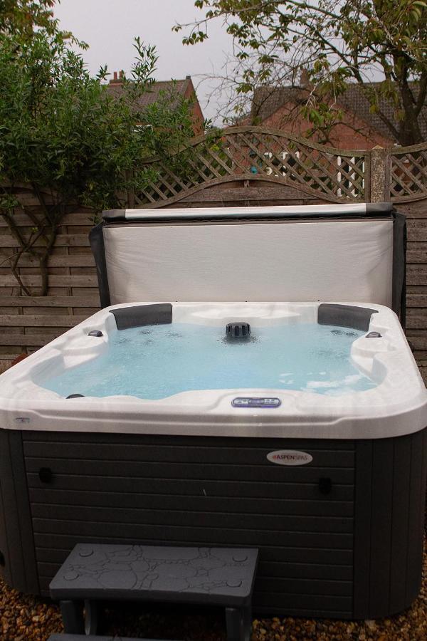 Lodge Saving Grace With Private Hot Tub